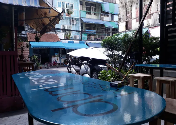 24 Hr In Khaosan Road *